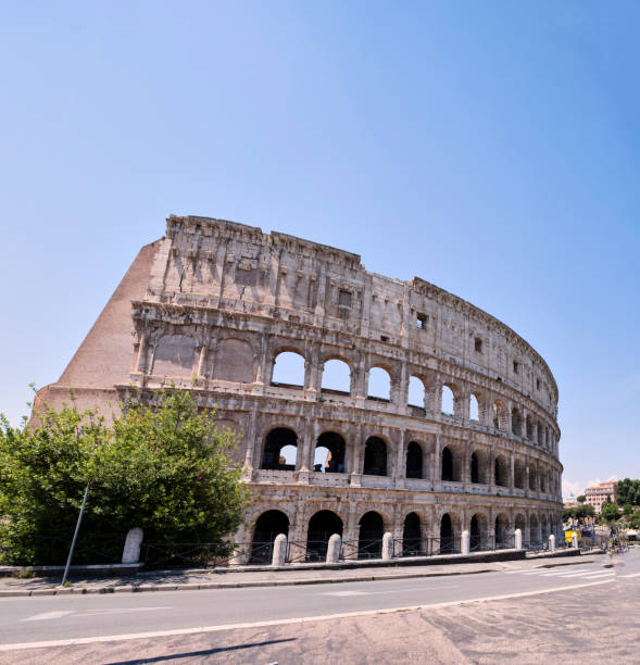 istock outside view of the coliseum building 1324069137