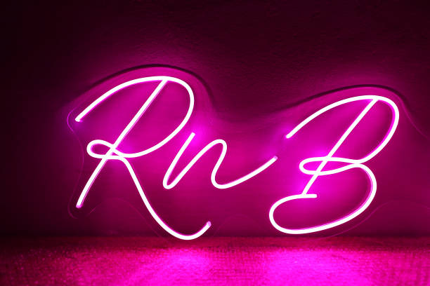 istock Pink neon sign RnB club. Trendy style. 1324094144