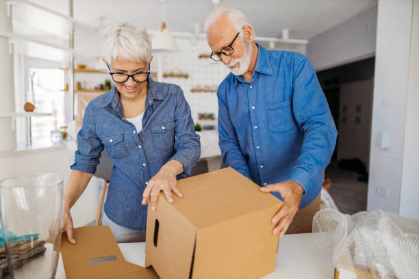 istock Senior couple moving 1324111564