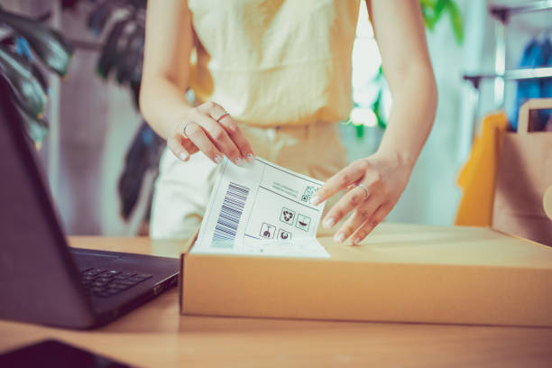 istock The business of shopping online 1324124231