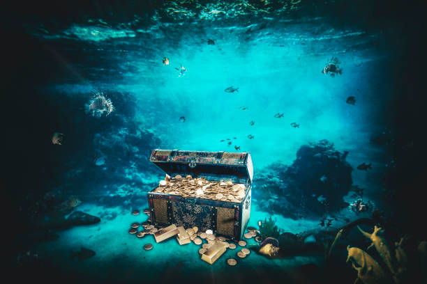 casket containing gold bars and coins - antiquities imagens e fotografias de stock