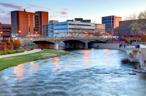 Sioux Falls, South Dakota Sioux Falls is the most populous city in the U.S. state of South Dakota south dakota stock pictures, royalty-free photos & images