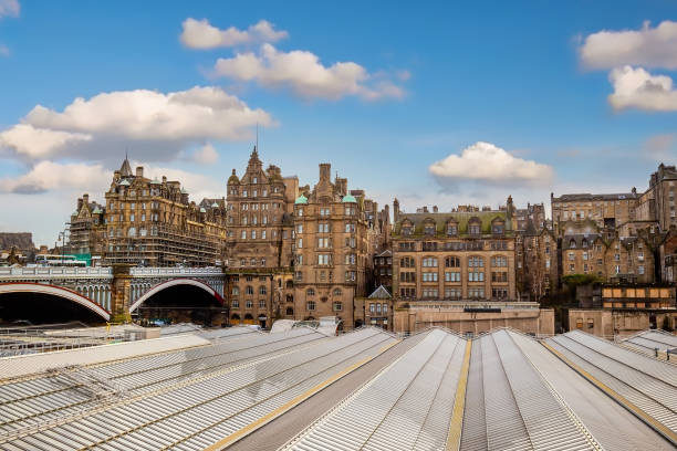 istock Old town Edinburgh city skyline in Scotland 1324295166