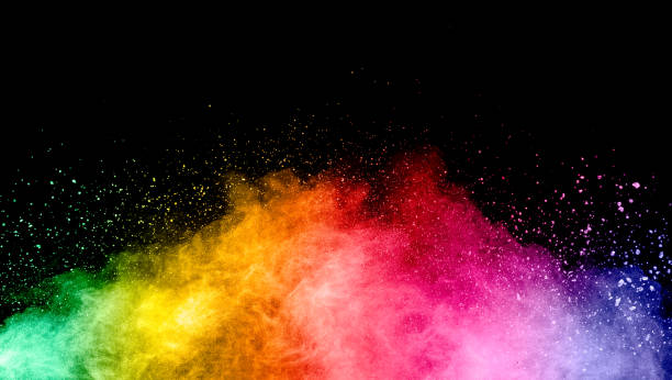 abstrakte bunte pulverexplosion auf schwarzem hintergrund. - rainbow smoke colors abstract stock-fotos und bilder