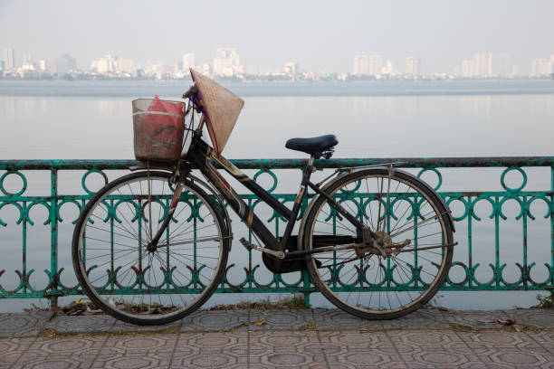 istock icons of vietnam 1324478916