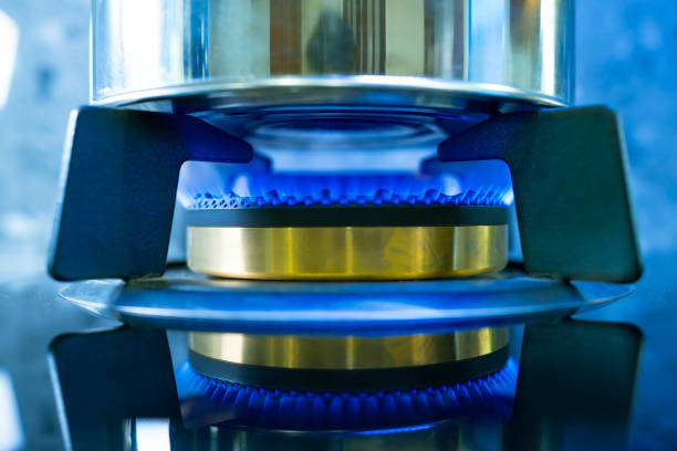 istock Turn the heat on high. 1324490717