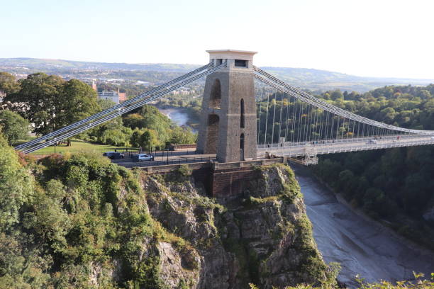 istock Clifton Suspension Bridge 1324574750