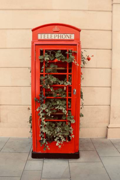 Phone Booth meets art