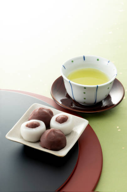 istock Japanese tea and Japanese sweets 1324620197