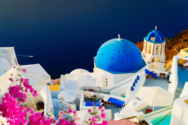 istock Oia, traditional greek village 1324731994