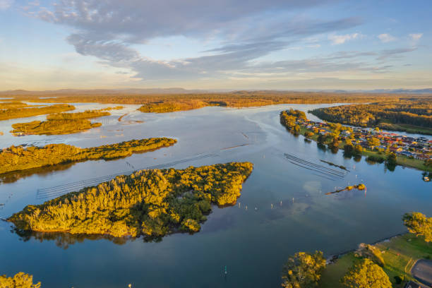 istock Ohmas Bay Sunrise 1324796958