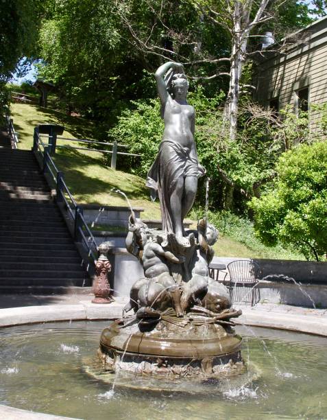 istock Haller Fountain In Port Townsend 1324802039