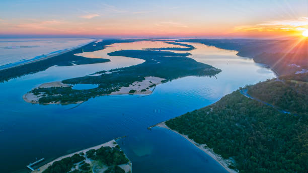 istock Lakes Entrance at dusk 1324813538