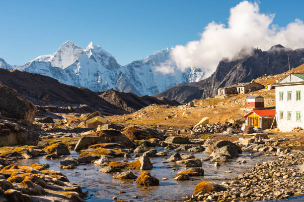 Lobuche village in Everest region in a morning, Himalaya mountains range in Nepal Lobuche village in Everest region in a morning, Himalaya mountains range in Nepal, Asia solu khumbu stock pictures, royalty-free photos & images