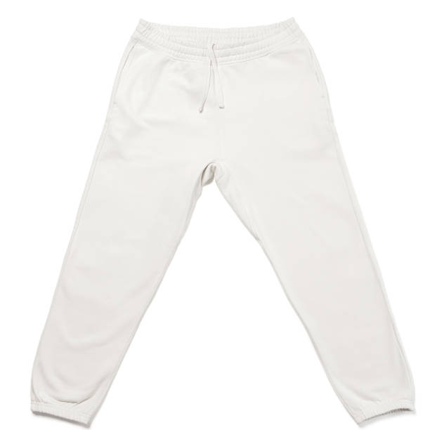 pantalon de survêtement blanc sur fond blanc - short phrase photos et images de collection