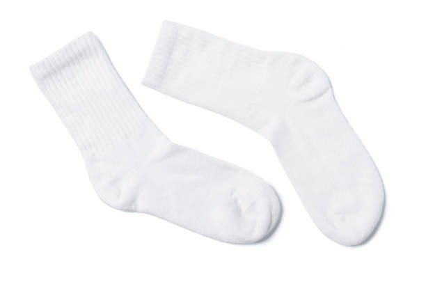 calcetines de algodón blancos sobre fondo blanco - new wool fotografías e imágenes de stock