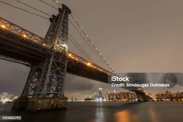 View Of The Brooklyn Manhattan And Williamsburg Bridge At Night Long Exposure Photo Shoot Stock Photo - Download Image Now