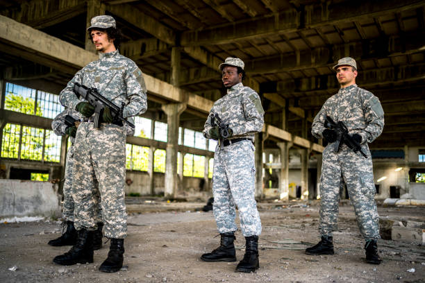 istock Soldiers in ruined building 1324862788