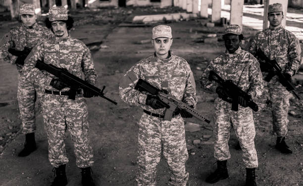 istock Soldiers with shotguns 1324862810