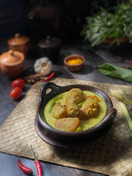 istock Ayam Masak Lemak Cili Api 1324954960