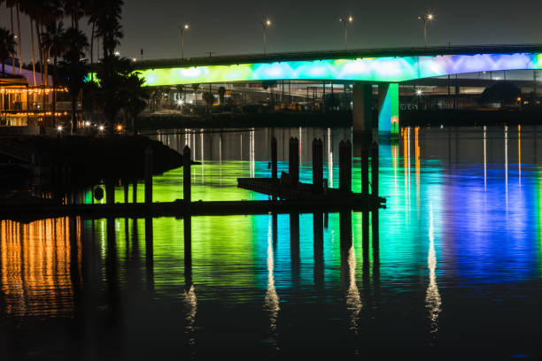 long beach – miasto w usa, w stanie kalifornia, położone w nocy na terenie obszaru metropolitalnego los angeles - los angeles county long beach california sunset zdjęcia i obrazy z banku zdjęć