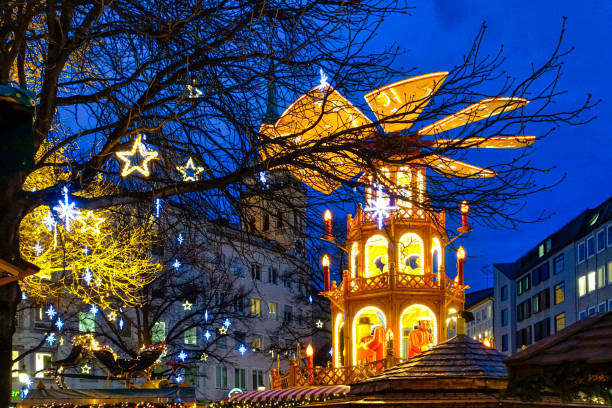 istock Christmas Market in Munich, Bavaria 1325033524