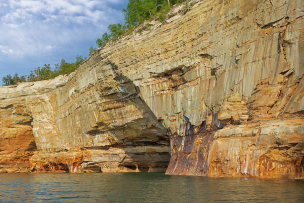 istock Pictured Rocks National Lakeshore 1325046509