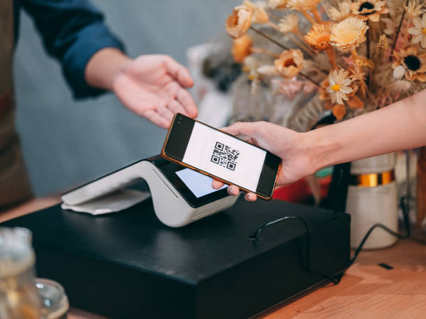 istock contactless payment in restaurant 1325108433