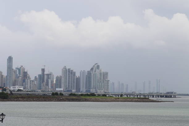 istock Skyline of Panama 1325114563