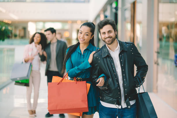 istock Couple in the shopping mall 1325220991