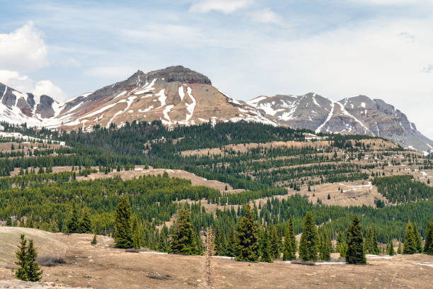 istock Mountain landscapes in Colorado 1325240455