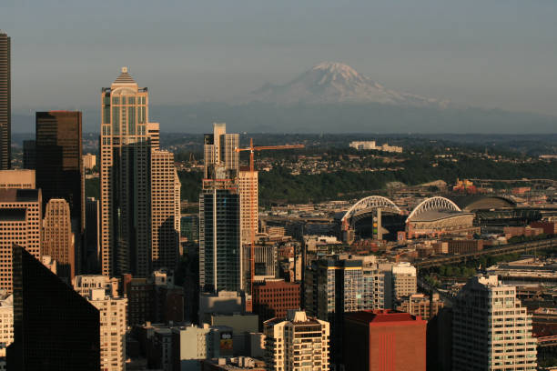 istock Seattle city skyline 1325266890