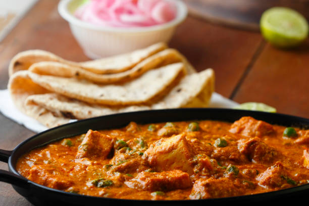 istock Green peas or Matar Paneer curry 1325271939