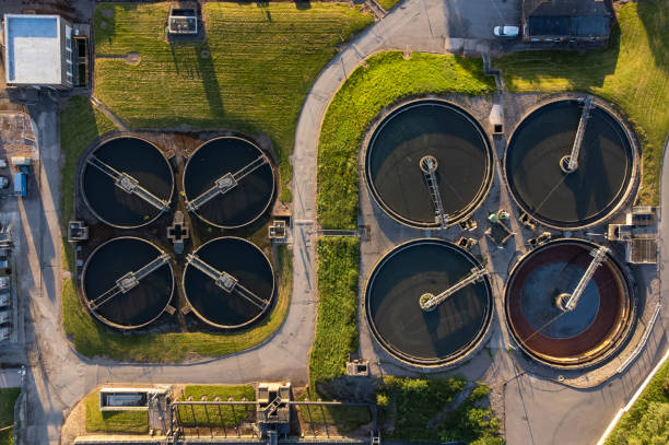 水処理プラントの航空写真、イギリス、イギリス - wastewater water sewage treatment plant garbage ストックフォトと画像