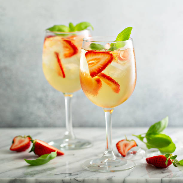 istock Summer white sangria with strawberries 1325335490