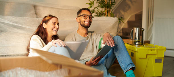 istock happy in the new home 1325366887