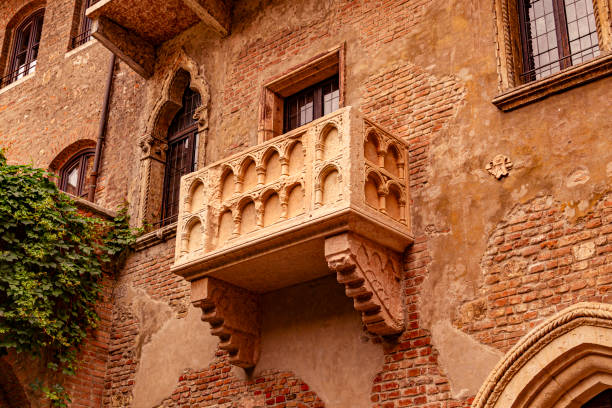 istock Juliet's House in Verona, Italy 1325416832