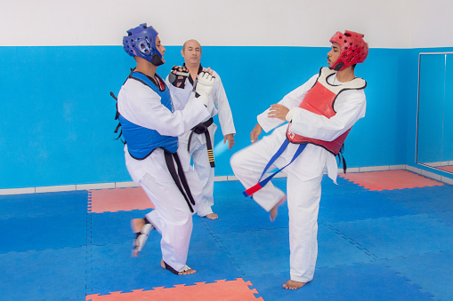 taekwondo training fight movement