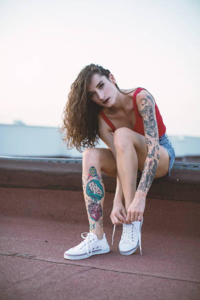 istock Tattooed Women 1325546840