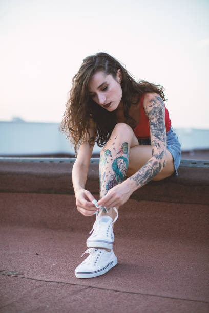 istock Tattooed Women 1325546866