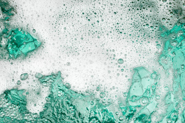 White foam clear blue water background closeup, sea or ocean foam wave border, froth bubbles texture, lather backdrop, soap suds pattern, soapy detergent, foamy bath surface, shower, clean and wash fondo de agua azul claro de espuma blanca primer plano, borde de onda de espuma marina u oceánica, textura de burbujas de espuma, fondo de espuma, patrón de jabón suds, detergente jabonoso, superficie de baño espumosa, ducha, limpiar y lavar
