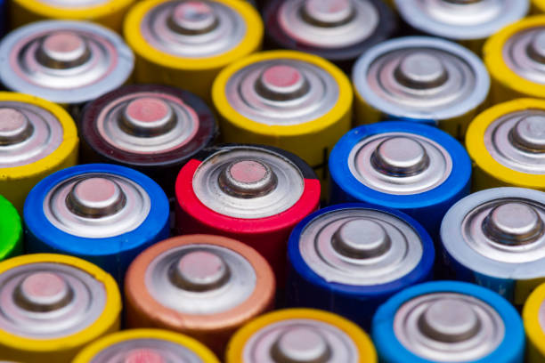 istock Many used AA electric batteries 1325704601