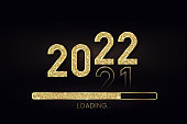 2022 Neujahr Gold Fortschritt Sake. Goldene Ladestange mit Glitzerpartikeln auf schwarzem Hintergrund für Weihnachtsgrußkarte. Design-Vorlage für Urlaub Party Einladung. Konzept des festlichen Banners