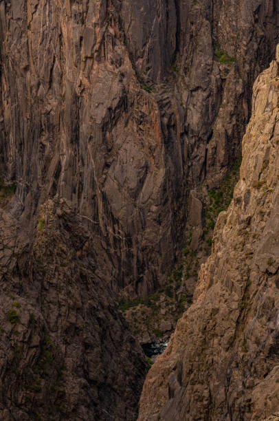 istock Giant Walls Loom Over The River Below 1325770013