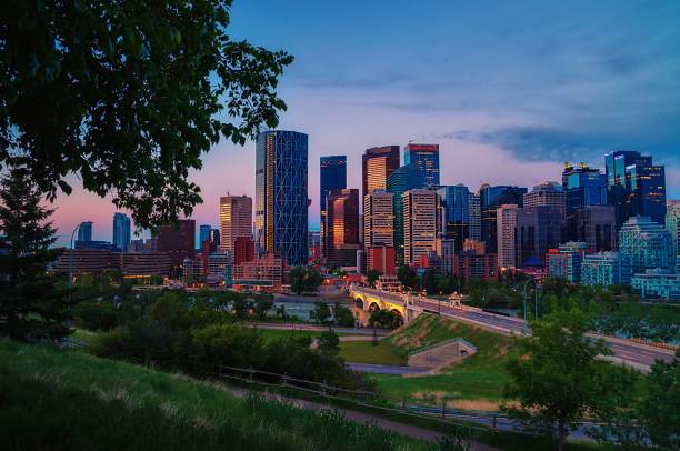 istock Summer Sunrise Over Downtown Calgary 1325798269