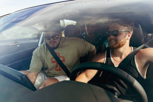 istock Friends going to the beach 1325835062
