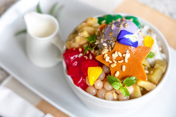 Popular Filipino desert Halohalo
