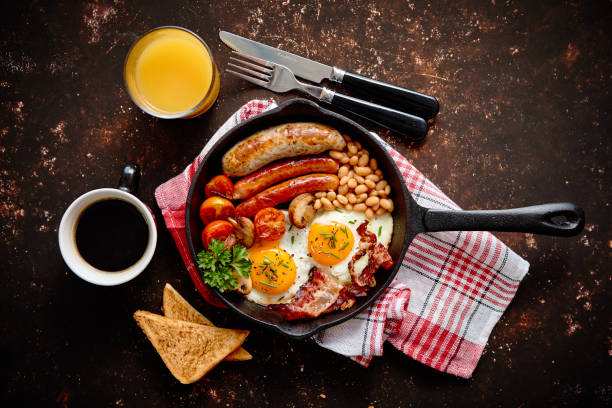 istock Delicious english breakfast in iron cooking pan 1325865378