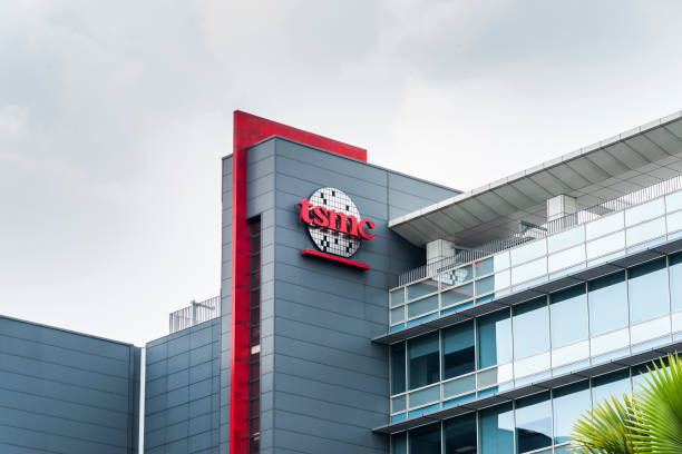 Close-up of TSMC's trademark in Tainan Science Park, Taiwan Taiwan Semiconductor Manufacturing Company (TSMC) plant in Tainan Science Park, Taiwan; TSMC is the world's largest dedicated independent (pure-play) semiconductor foundry. taiwan photos stock pictures, royalty-free photos & images