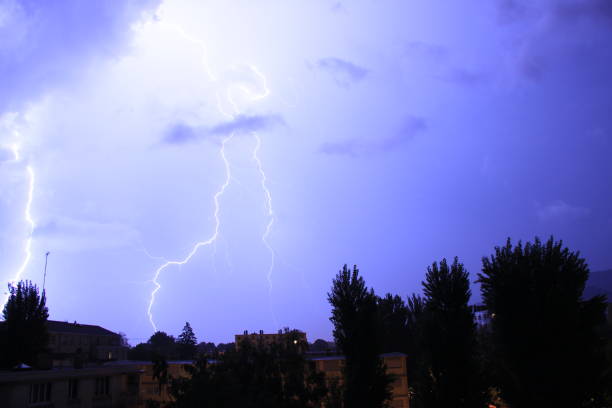 thunders over grenoble, dent du crolles - crolles imagens e fotografias de stock